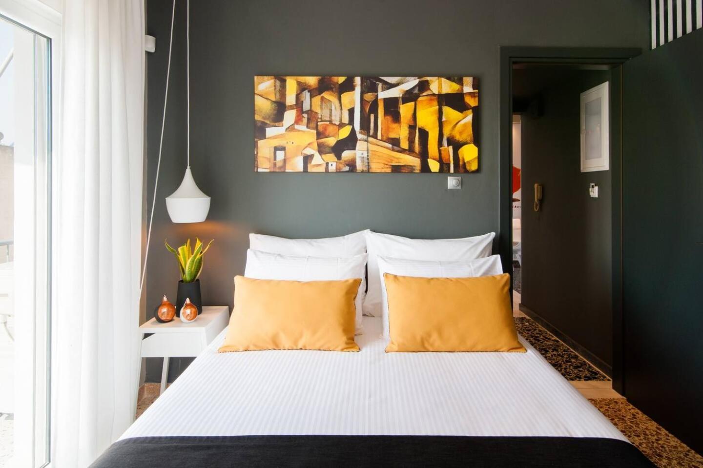 Ma Maison Nο 1, Penthouse, Acropolis And Lycabettus View, Ultra High Speed Internet 300 Mbps, 15' To Acropolis By Metro, 1' From Metro Station Ateny Zewnętrze zdjęcie