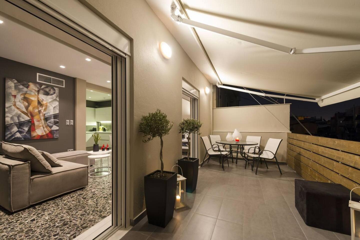 Ma Maison Nο 1, Penthouse, Acropolis And Lycabettus View, Ultra High Speed Internet 300 Mbps, 15' To Acropolis By Metro, 1' From Metro Station Ateny Zewnętrze zdjęcie